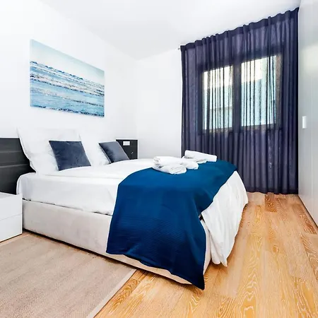 Apartmán Sunny Day - With Parking Rovinj