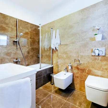 Sunny Day - With Parking Apartment Rovinj